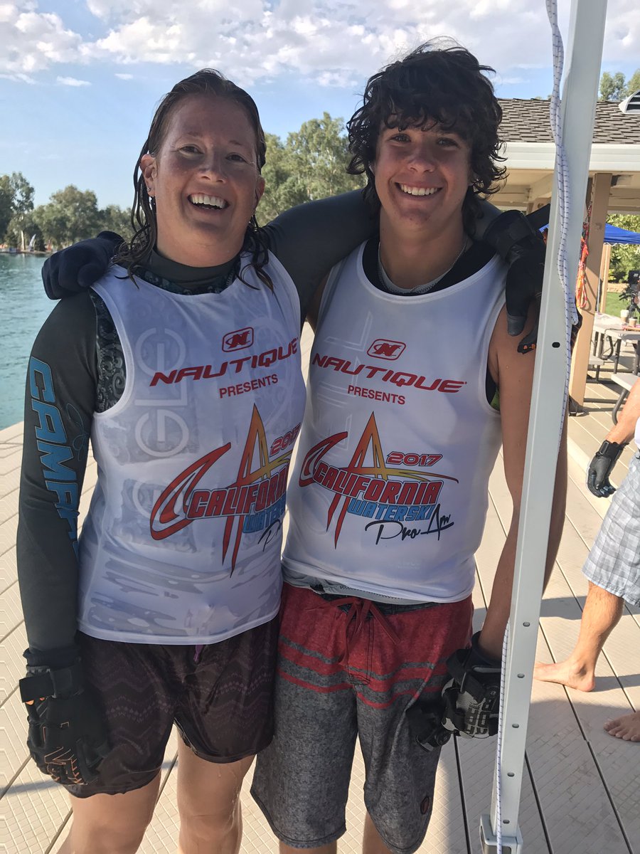 waterskiproam's tweet photo. A fierce match-up @Pdawg124 and Stephanie Jones Lee. @NautiqueBoats #caproam #caproam2017 https://t.co/kG3OyRHQJC