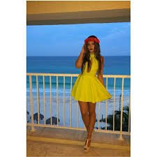 LunaMonserrathV's tweet photo. Mi look, para la super party de mi hermanaaa! 😍🧡 https://t.co/sCoIuAMrSq