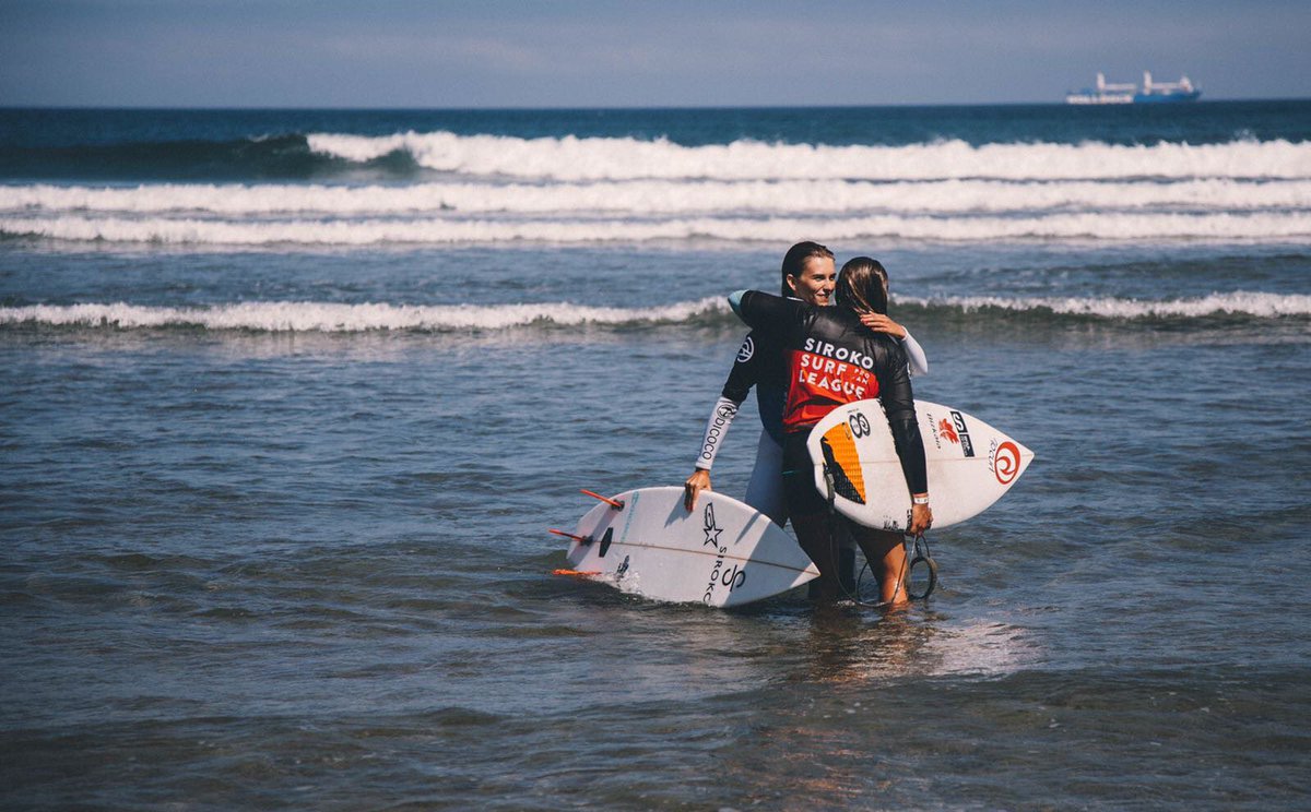 .<a href="/_arianeochoa/">ariane ochoa</a> 🏆vencedora de la última prueba del circuito profesional #sirokosurfleague