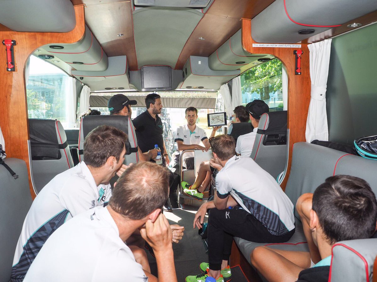 ONEPRONutrition's tweet image. The final results are in and @ONEProCycling have secured 1-2-3-4-5 on GC @rondemiddennl after a great team effort. bit.ly/RondeVanMidden…