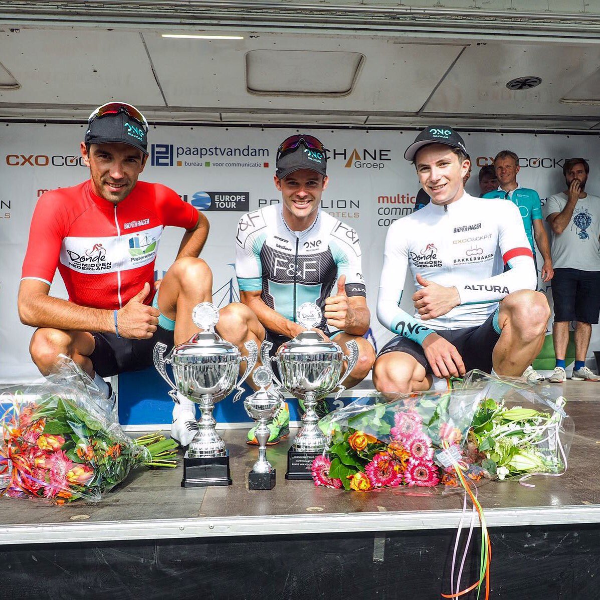 ONEPRONutrition's tweet image. The final results are in and @ONEProCycling have secured 1-2-3-4-5 on GC @rondemiddennl after a great team effort. bit.ly/RondeVanMidden…