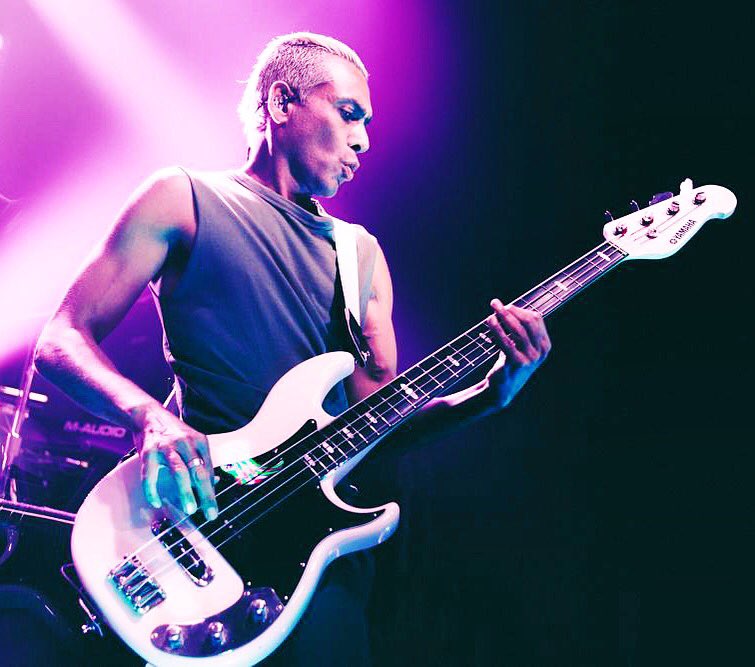 Happy Birthday to Tony Kanal of No Doubt and Dreamcar!   