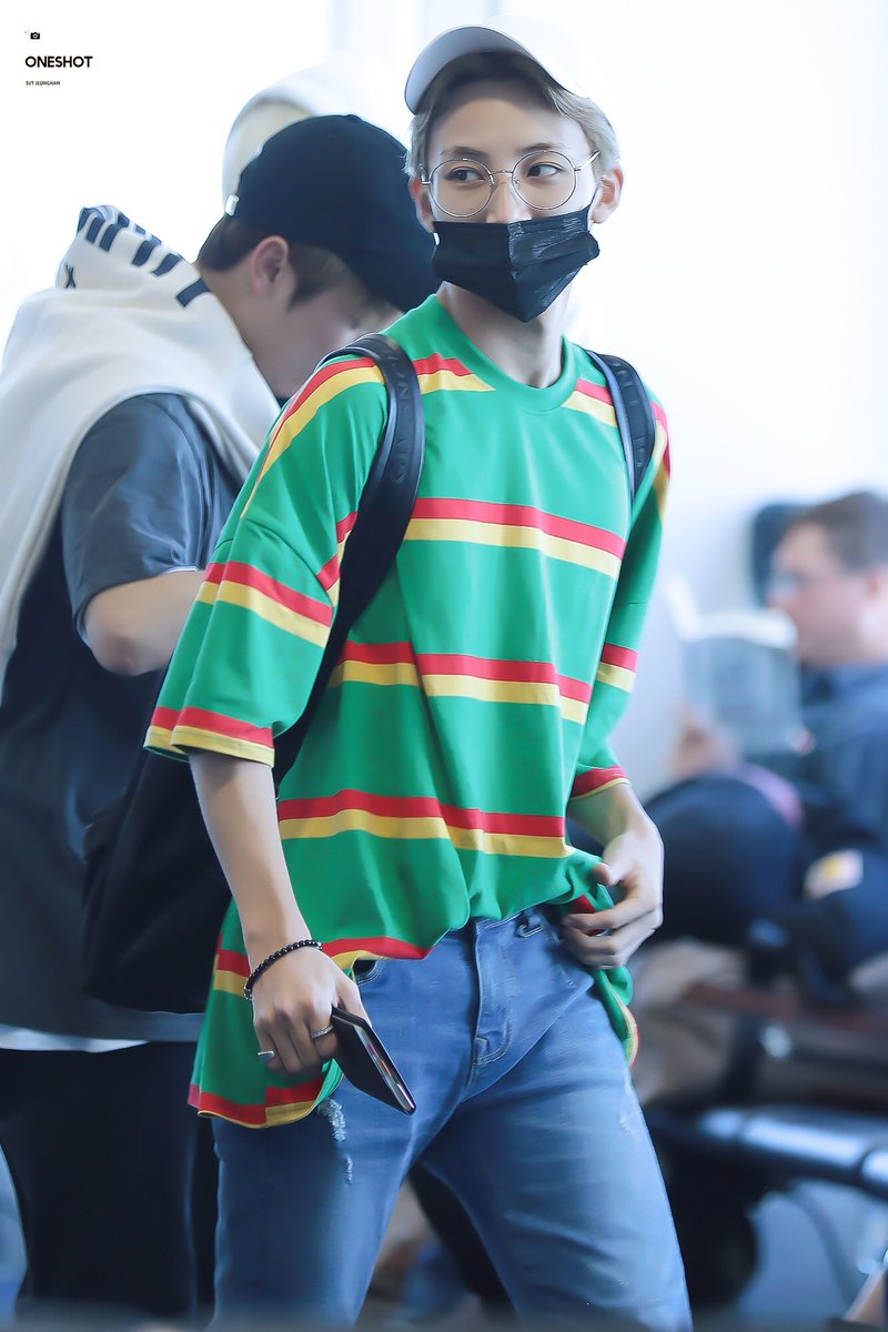 junghanpics's tweet photo. BOY. https://t.co/oG4K3Pj1pW