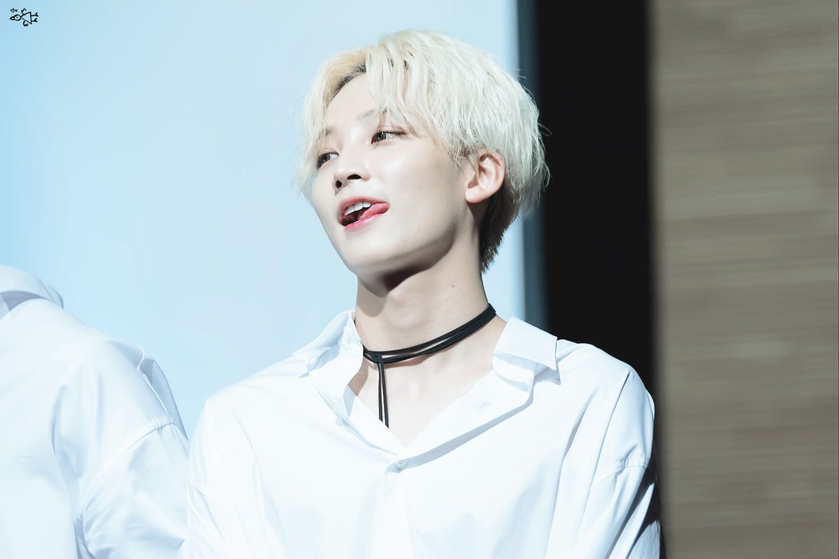 junghanpics's tweet photo. PUT THAT BACK WHERE IT CAME FROM https://t.co/TPdXCerI80