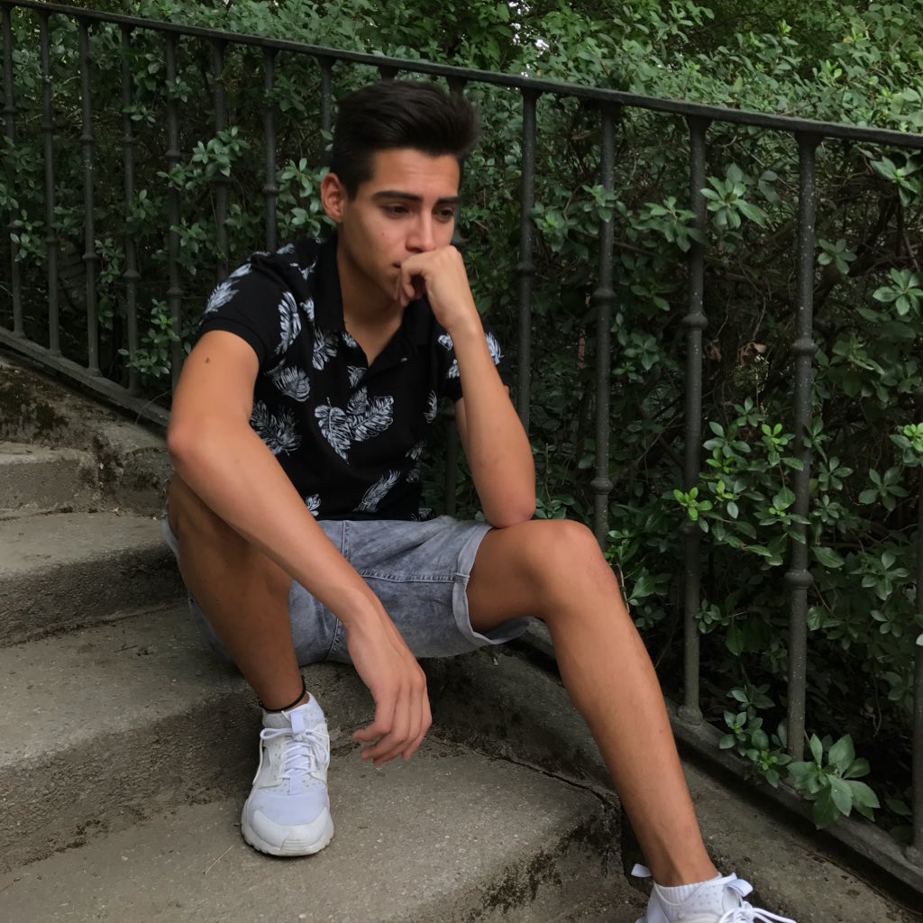 raul_fs99's tweet photo. #NuevaFotoDePerfil https://t.co/R4UtL2tBam