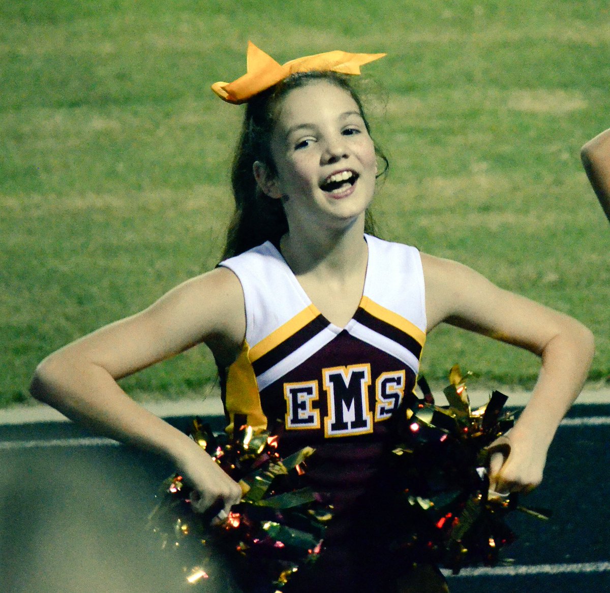 DeonCranford's tweet photo. #CheerNight #richmondraiders #ellerbewildcats https://t.co/J0H0ZTVXrx