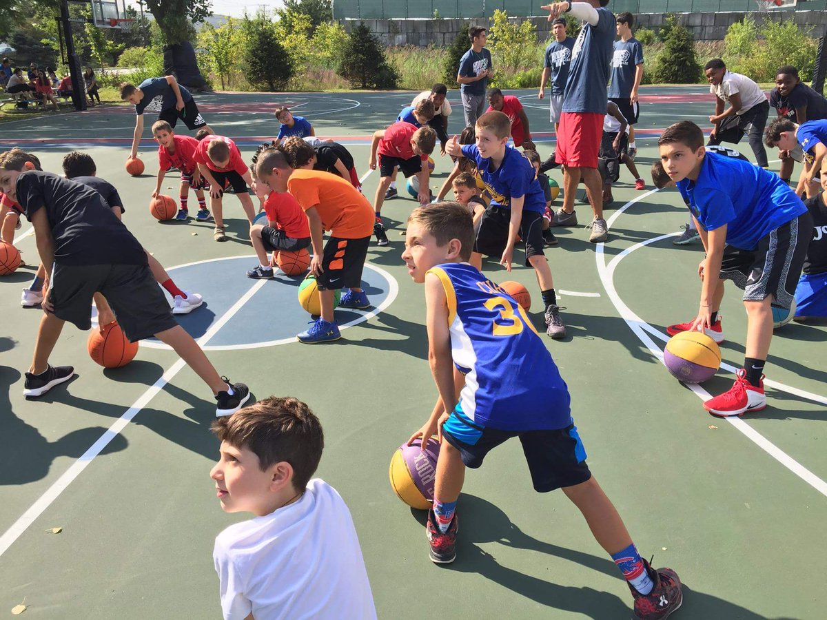 NMChi1872's tweet photo. Great job #TeamNorthbrook #HoopsforHope raised funds for @AlexsLemonade #NMChiCares https://t.co/609Xqa4yqm