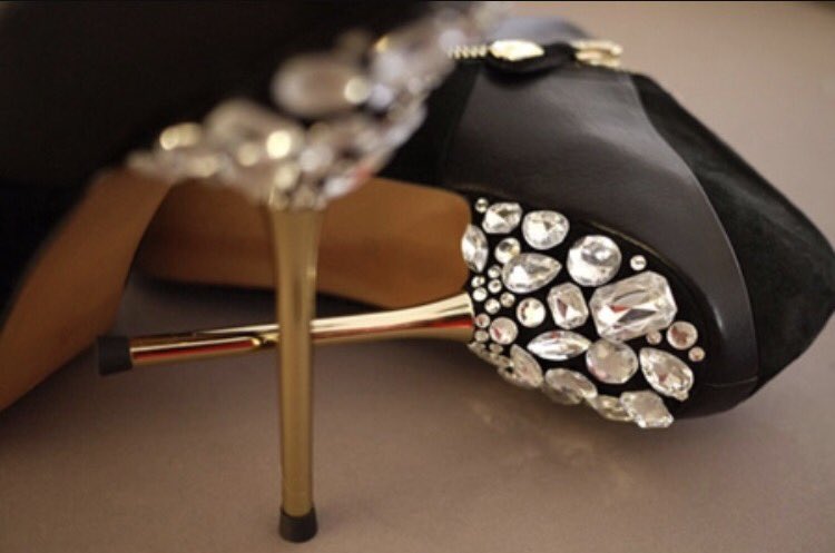 shoefetishlive's tweet photo. #metallic #heels #jewelry #shoes https://t.co/j5zlz0QsXg