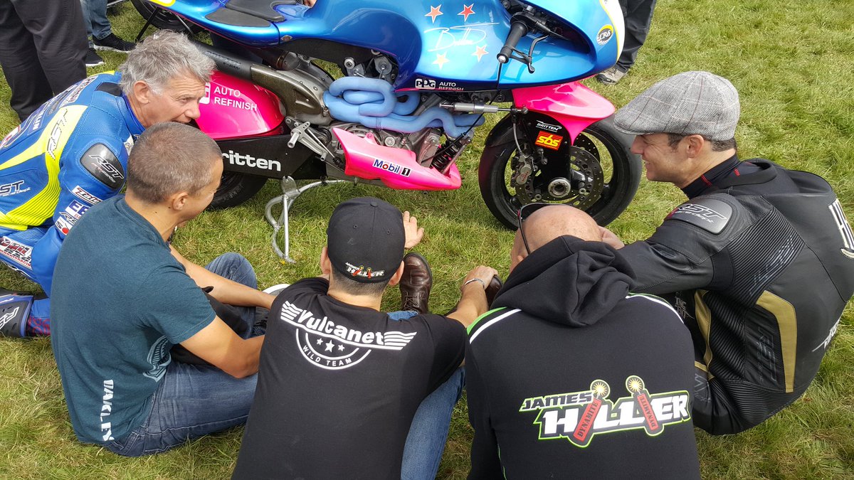 wattswhere's tweet photo. Once upon a time... TT tales with #NickJeffries @CameronDonald86 @Jimbohillier37 in #Jurby #IoMTT #Britten https://t.co/kEarlhu258