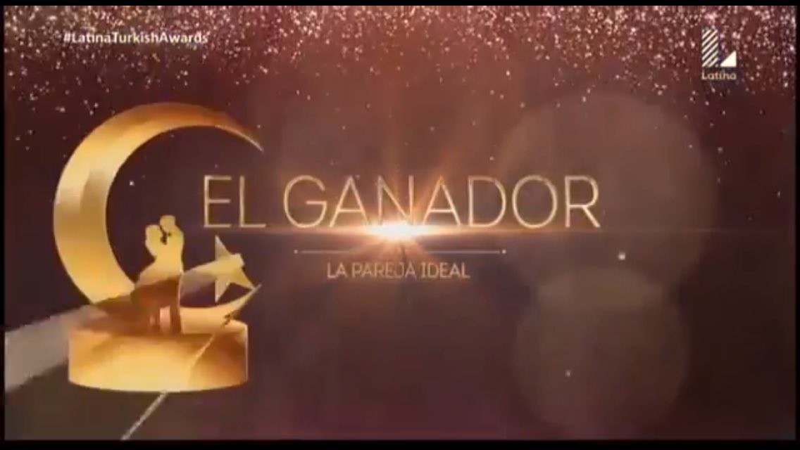 Vale_Delibal's tweet photo. Ganadores de la pareja ideal de las novelas turcas 2016 @enginaykanat @KanalD project #hazcag @cagatayulusoyy @HazalKaya110 ❤️ https://t.co/Kkz4UPoFRN