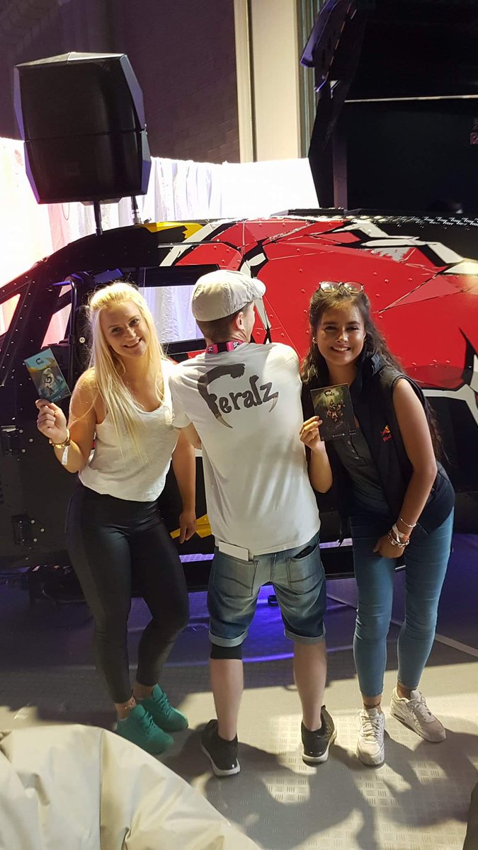 TeamPioneerG's tweet photo. The #Redbull team at #i61 have been giving us wings #FeralzOnTour https://t.co/FIZWYn0FA3