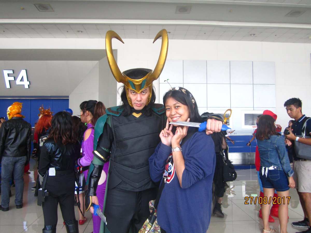 misou_soupp's tweet photo. Noon si Bucky, ngayon si Loki <3 kapag sa #APCCManila nga naman may mga gwapong cosplayer <3 #APCCPH2017 #apccph2016 https://t.co/IEsFIck32e