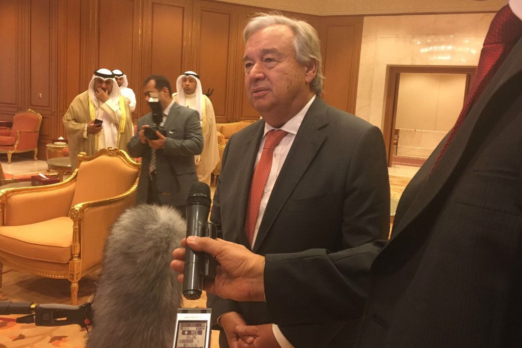 UN_News_Centre's tweet photo. #Kuwait 'is an extremely reliable partner in our common commitment to peace &amp; security' – #UN chief @antonioguterres https://t.co/E9vcqYLSeb https://t.co/tCxWIdgjlr