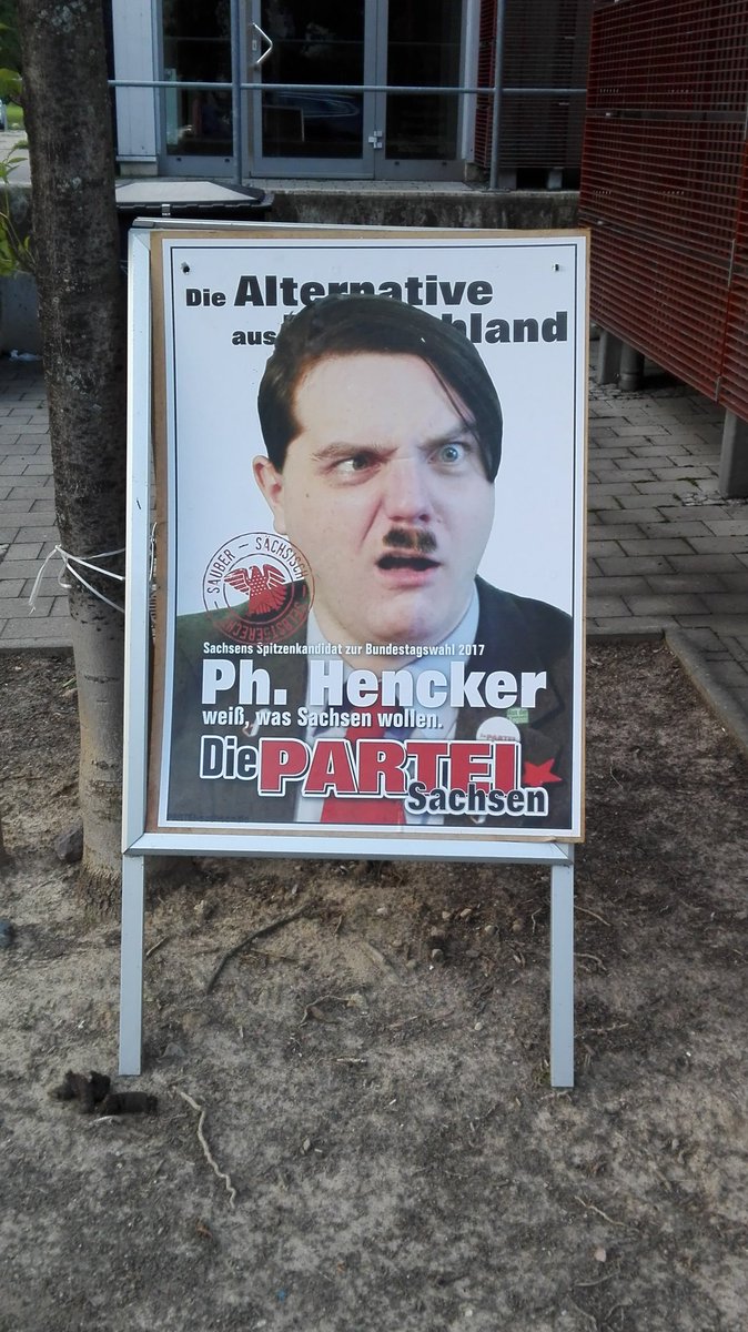 wschlkpf's tweet photo. xD Darauf hat Sachsen, nein D'schland, nein Europa gewartet. #diePARTEI #BTW17 https://t.co/Kuulmkr4H1