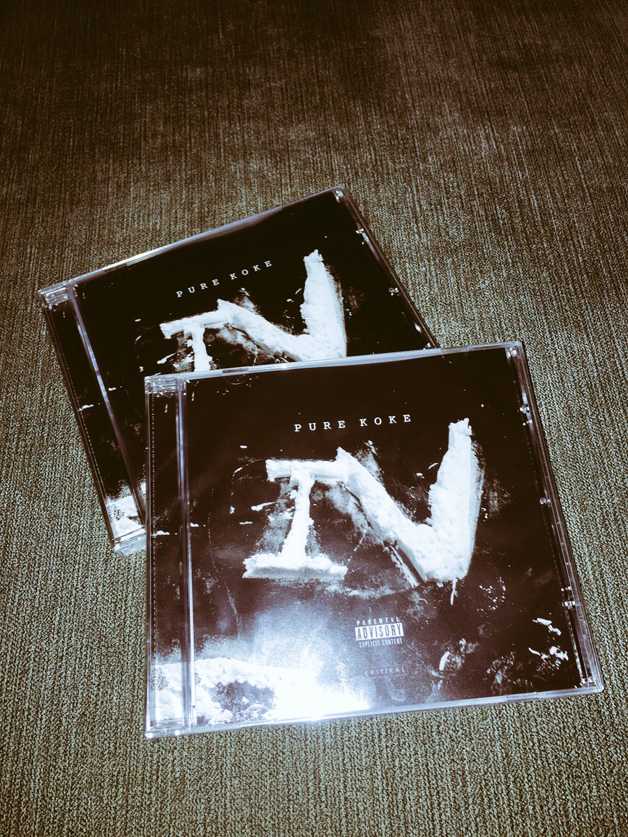 SneakyBeats82's tweet photo. When #OneAintEnough So You Had To #Cop Twice.... @KokeUSG #KillingEm With This One Bro ๐ฅ๐ฅ๐ฅ I Guess That's 2/1000 Then ๐ค๐ฝ https://t.co/NsgisRylBA