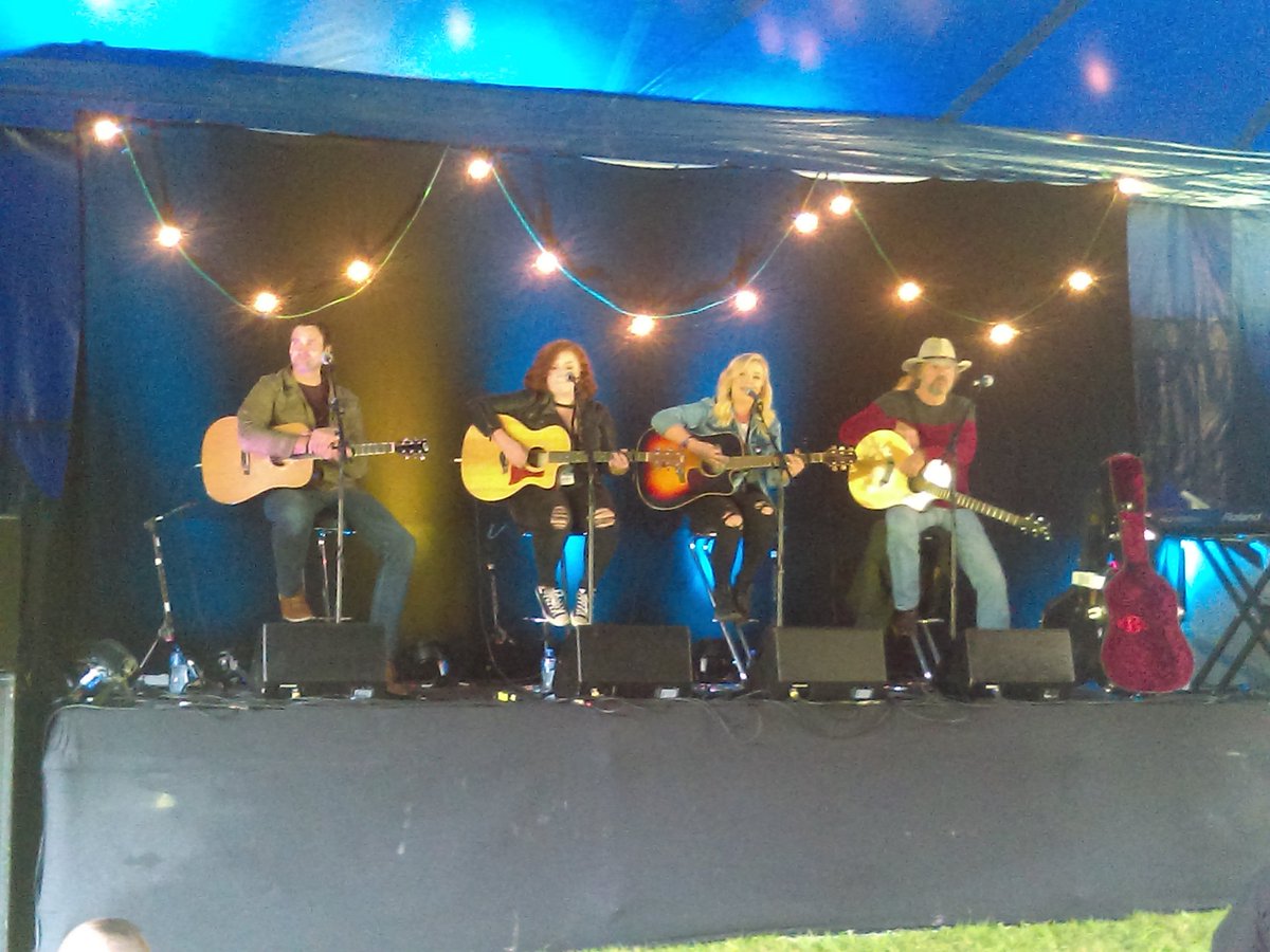Stellar line-up of songwriters at <a href="/HarvestCMF/">HarvestCMF</a> today at @WestportHouse , @realpetekennedy , Riah Butler, Earl Bud Lee @AnthonyOTRTHem