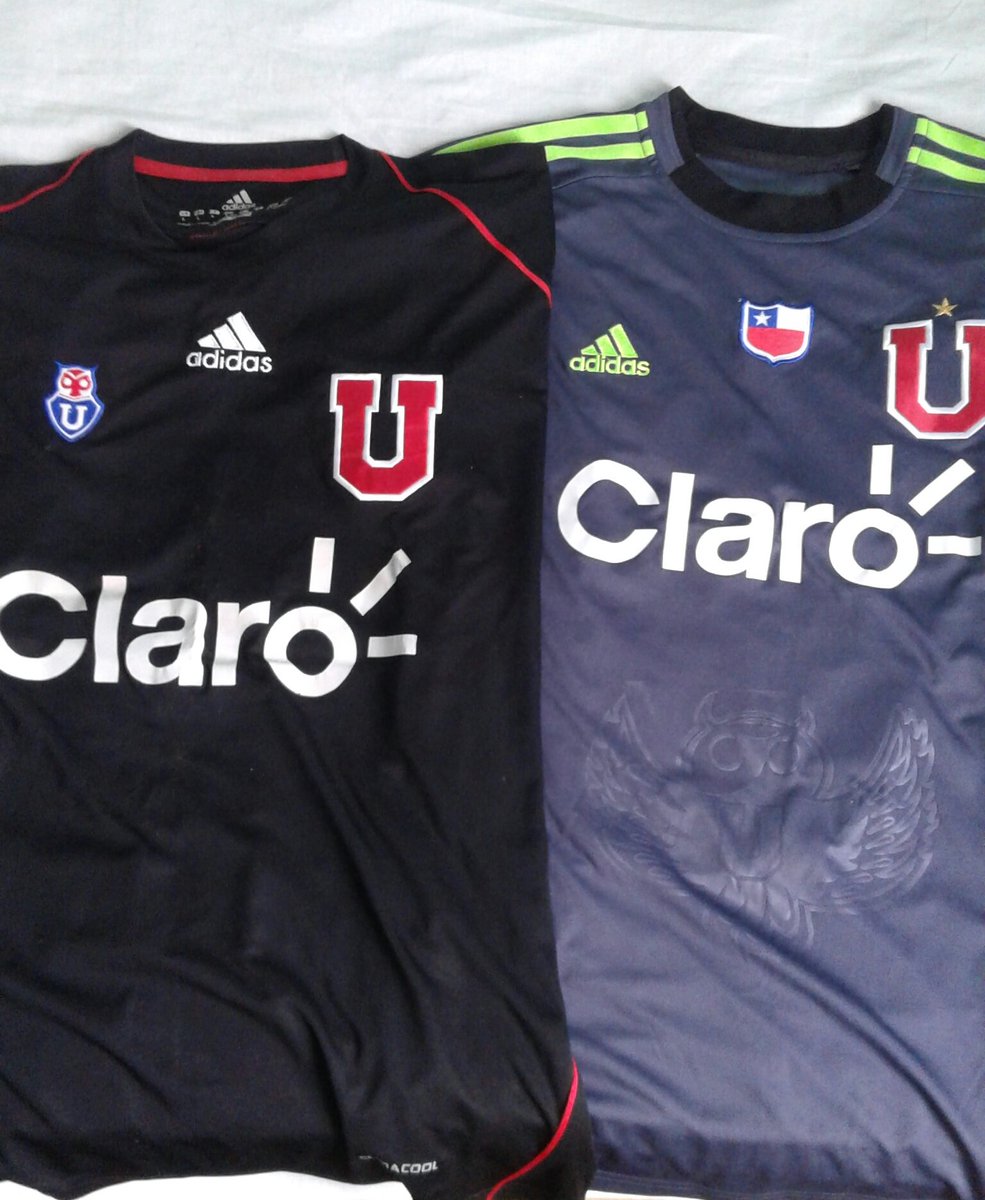 sagua_munoz's tweet photo. @SamuraiAzul25 Por el Amor a estas Hermosas Camisetas te INVOCO A TI #SamuraiAzul que hoy va hacer nuestro día....vamos #LaU #Bullanguero #DelTablon. https://t.co/EAhDPkThmz