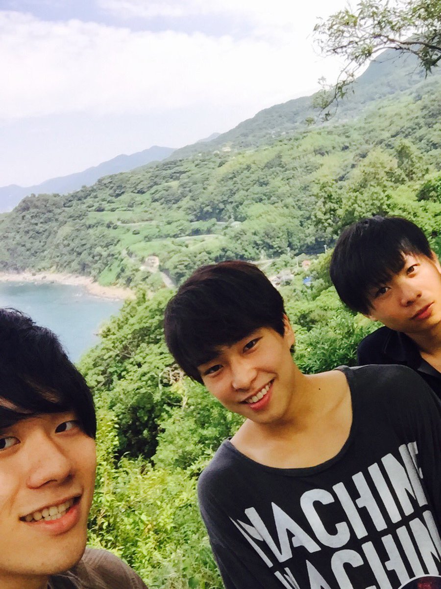 HugField's tweet image. 合宿終わっちゃいました...
ずっとパソコンと向かい合ってたから、部屋メンツ以外とはほとんど話してないわ笑笑
夕日また見に行きたい