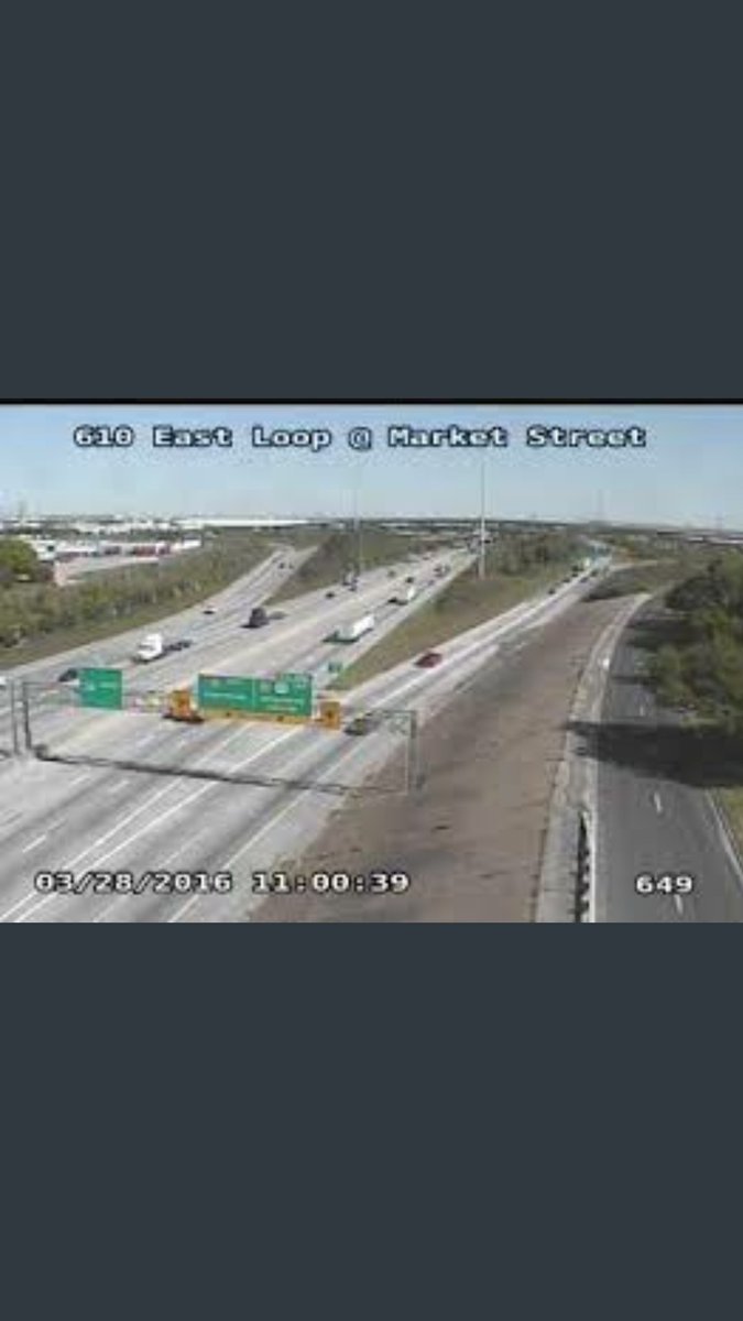 TRAVELSnCHASES's tweet photo. This is a before &amp; after of an area in the eastern part of #Houston at i-610 &amp; Market Streeet . The #flooding is horrific . #TXwx #Harvey https://t.co/vD5mrisdfX