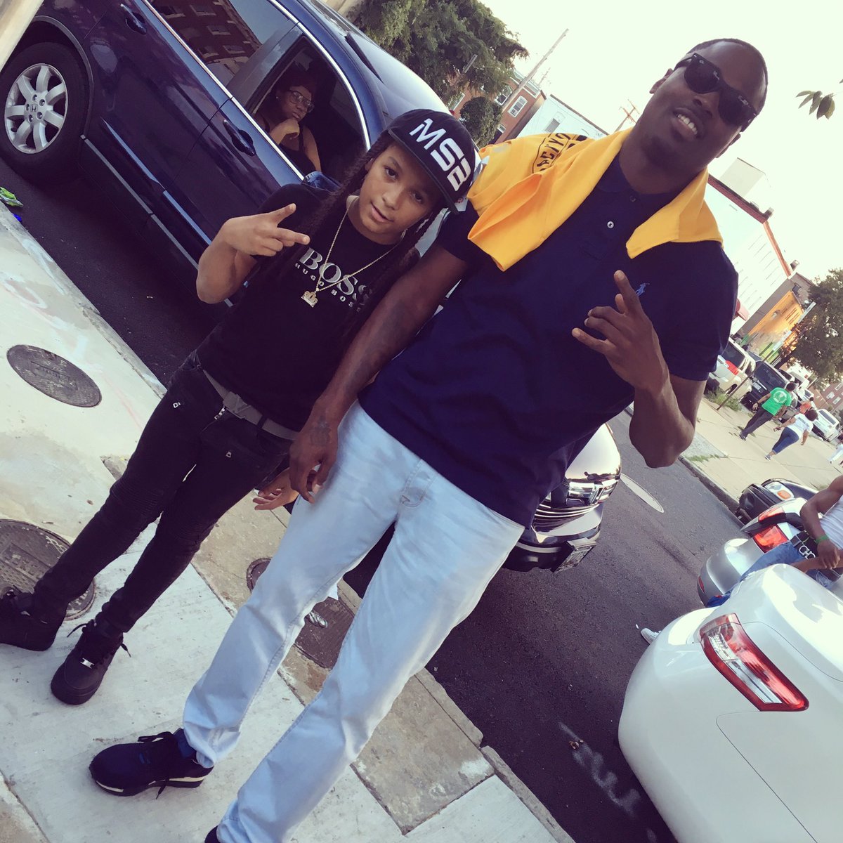 jayluvmuzic's tweet photo. #aohbh #blockparty2017 #backtoschoolgiveaway #selfmade #bmore #hood #community #kingquan https://t.co/xdayQct3gs