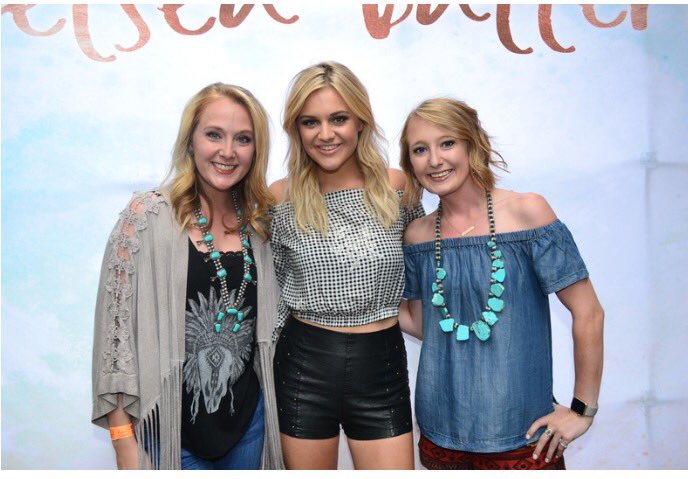 SarabethT's tweet photo. Had the privilege of meeting @KelseaBallerini last night with my sister, she was so nice and very kind! Plus her new songs are on point! https://t.co/CxQ9kb2RxR