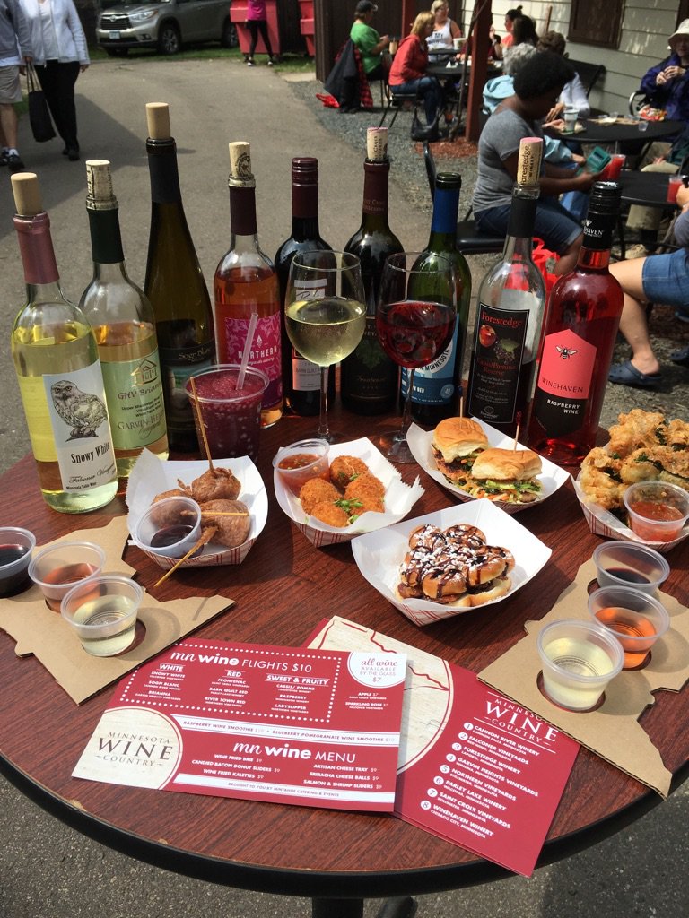 Happy #WineWednesday! Is it Wine O’Clock yet? We’ve got you covered with wine flights, individual glasses and wine smoothies!