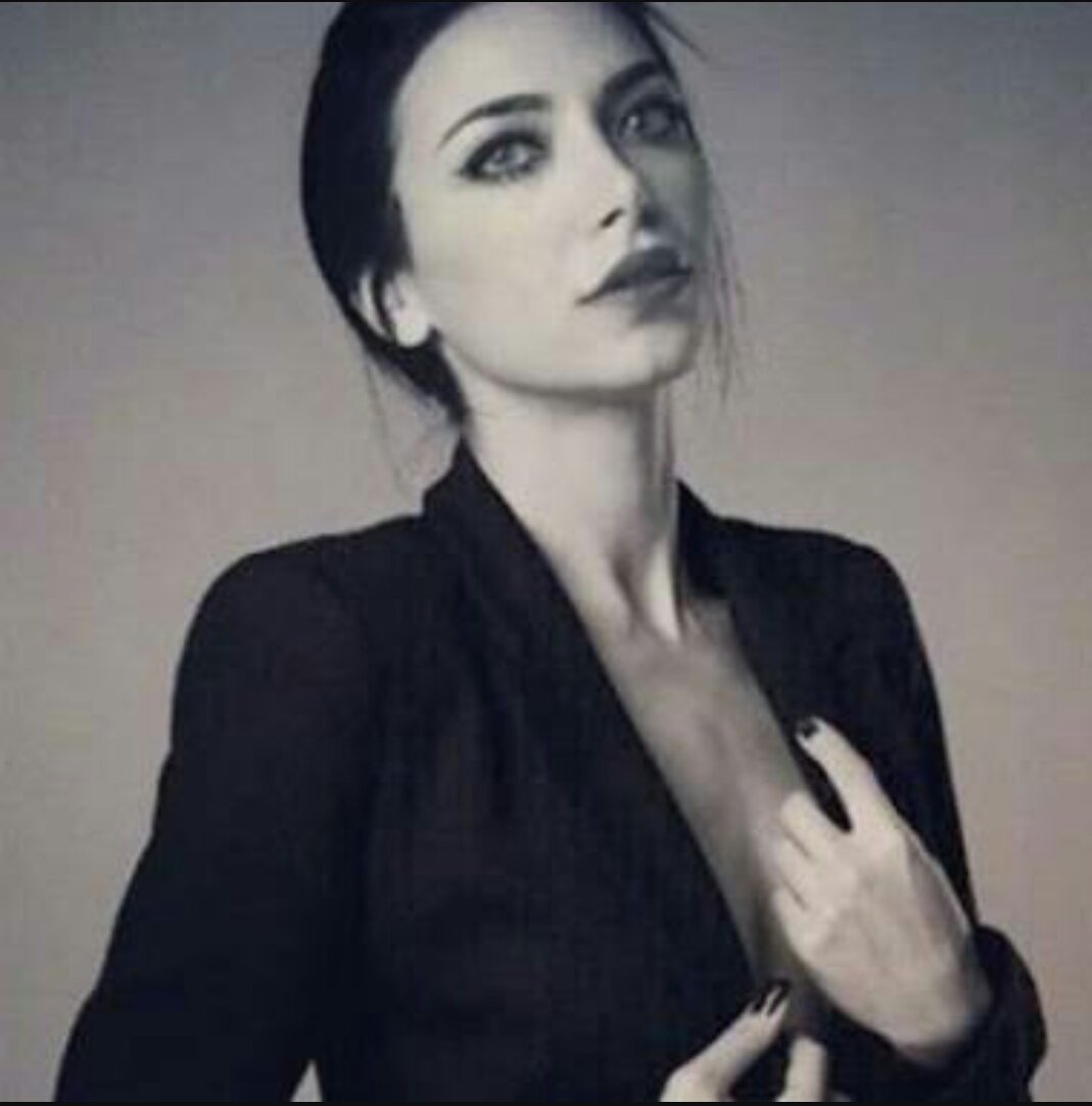 agnesdipestoo's tweet image. Efsane geri dönuyor  FoxTvde DidemDelen