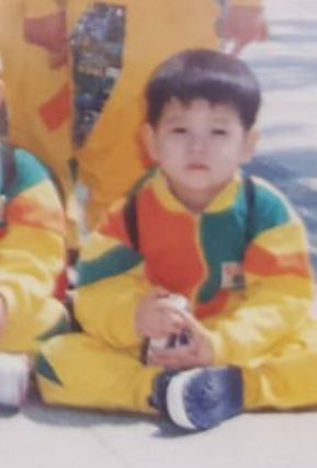 renminkic's tweet photo. Minki l Ren Childhood photos https://t.co/ihfp03Fi1z