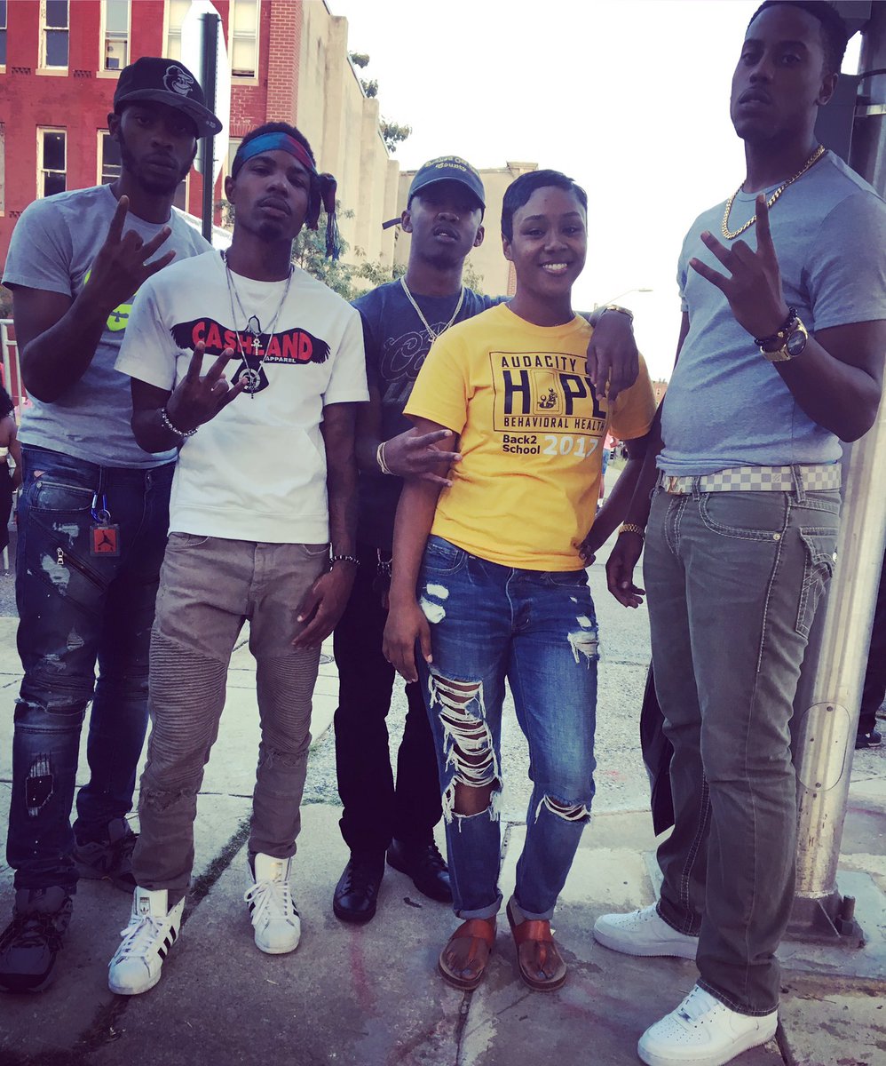 jayluvmuzic's tweet photo. thanks to this young lady for spearheading our 2nd Annual back to school block party! Audacity of Hope Behavioral Health #aohbh ❤️ https://t.co/VRRhcFK4kh