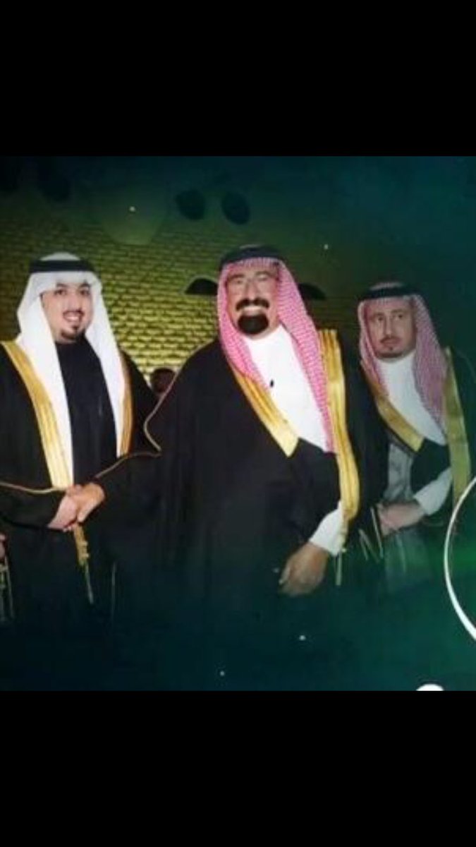 skkk44's tweet photo. #ابن_دليم_شيخ_قحطان_ووادعه

#شيخ_قحطان_سلطان_بن_خليل_بن_قرمله

أمير قبايل قحطان ابن قرمله👍 https://t.co/aSvXAjsuGk