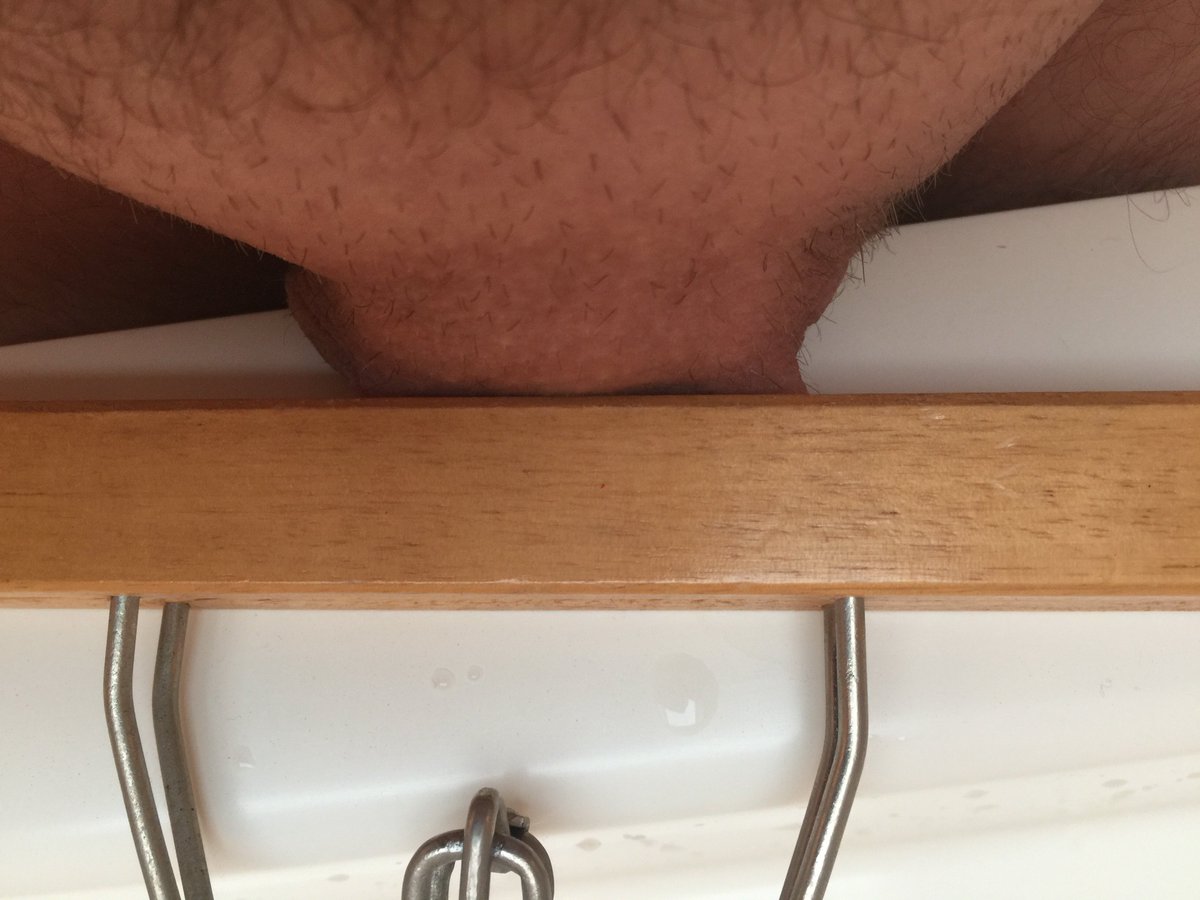 Mistress_Susi's tweet photo. At least Slave Alex was useful to pay for my pedicure 😂#Kleinschwanz #SPH #nonexisting penis #cuckold https://t.co/rGCf9p1KB1