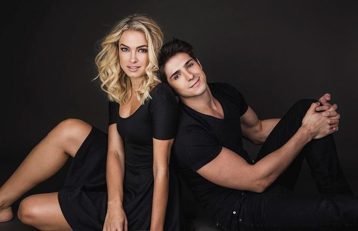 SiteLBcom's tweet image. G1 — Espetáculo 'Primeiro Sinal' é atração em Angra dos Reis (RJ). Veja! 🎭 goo.gl/At2zjU