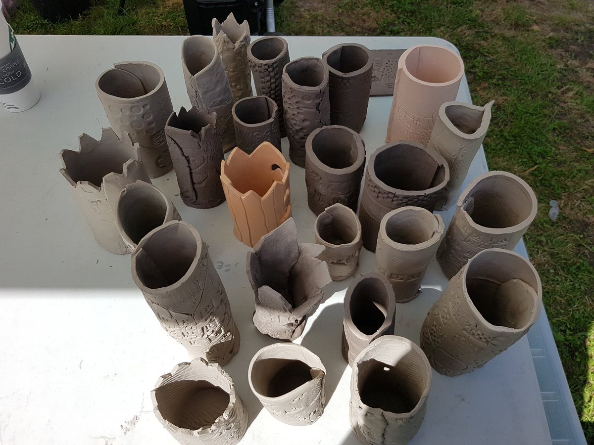 makeitealing's tweet photo. Great craft and art skills at #MakeitSunday #makeitealing thanks to @Openealing #kids #summer https://t.co/ytZRlRRb3q