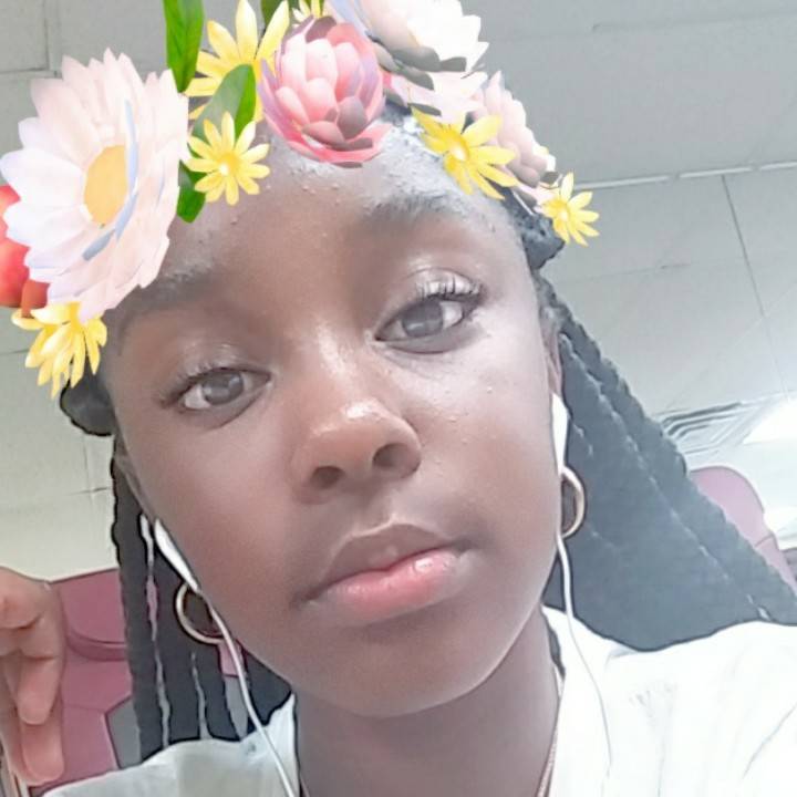 PrettestBri tweet picture