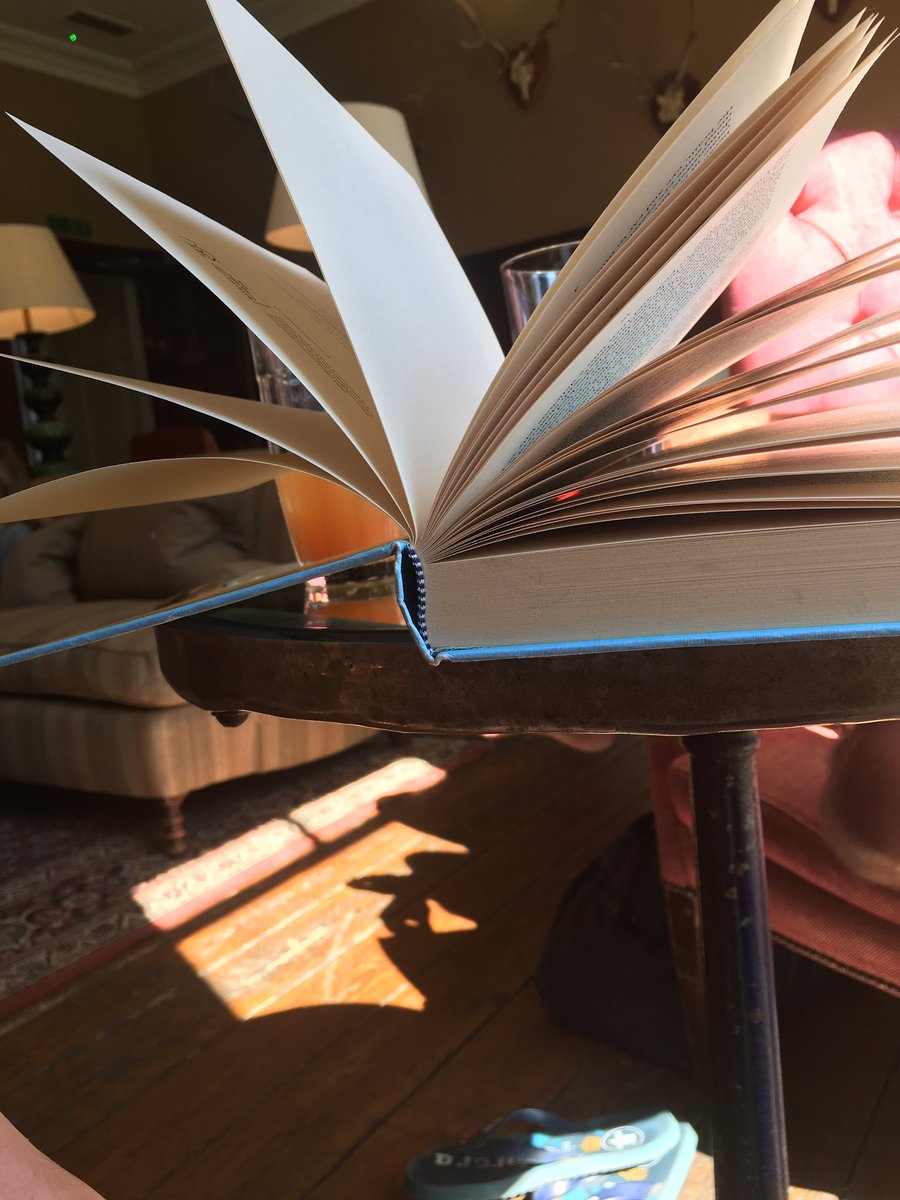 #sunday #relaxing #Voguemagazine #insidevogue #brilliantread #babington #BankHolidayWeekend