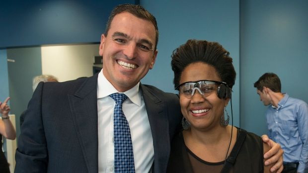 iCare_Health's tweet photo. Blind woman becomes first in Quebec to try 'bionic eye’ #Sight restoration is now a step closer to reality https://t.co/LAEKmu1eid https://t.co/C1GCGr53Hh