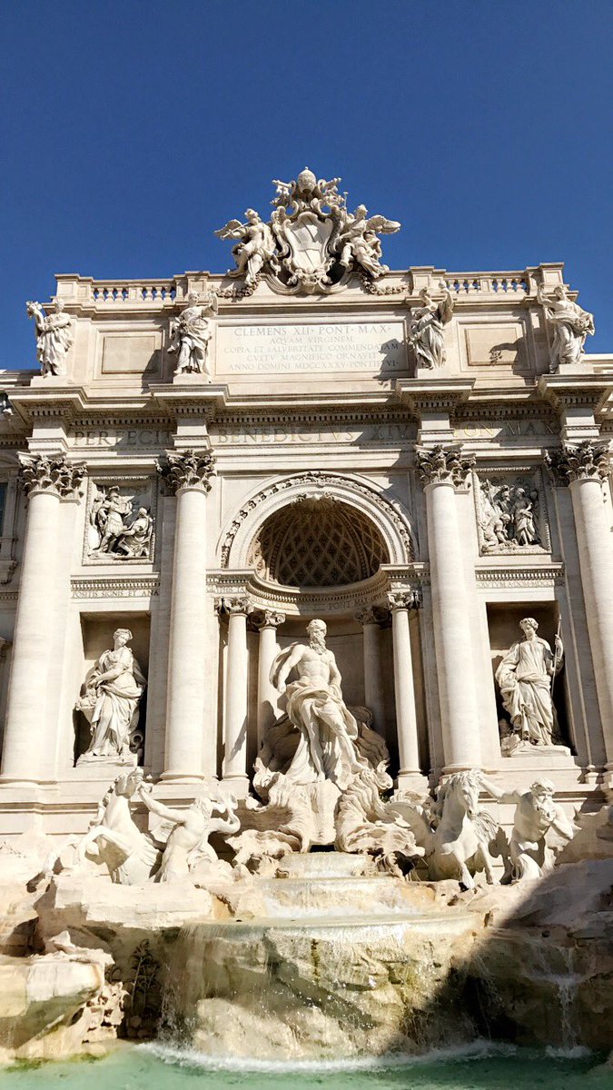 msnoellee's tweet photo. #TreviFountain #fontanaditrevi #madeawish #okaymaybetwo #roma #rome #italia #italy ๐ฎ๐น https://t.co/BdlE0IO4Dk