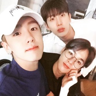 SKYE_TRKYE's tweet photo. 170827 | #Hongin [ ghddls95 ] Instagram Güncellemesi
.
" #TesadüfiBuluşma #UnitRed #AynıYaş #Sohbet "

© B24 Log - 소년24 Update https://t.co/vRpHUjyDur