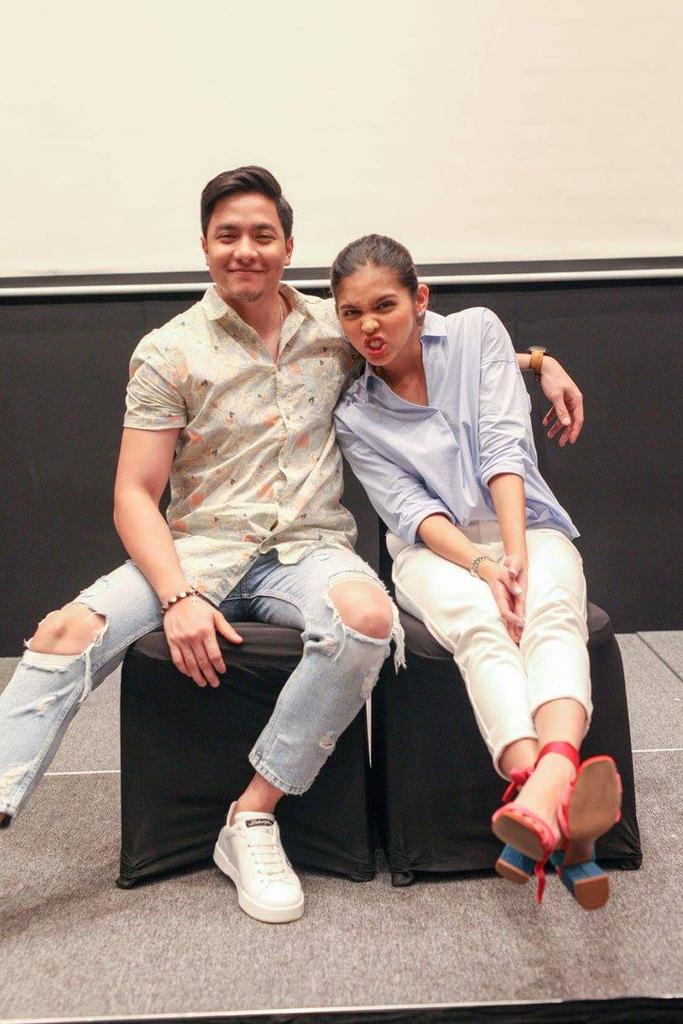 aldenmoment's tweet photo. I ship them bagay sila ano sa tingin niyo? ;) 

#AldenAtWilconDepotForYale https://t.co/GPwZp02N9u