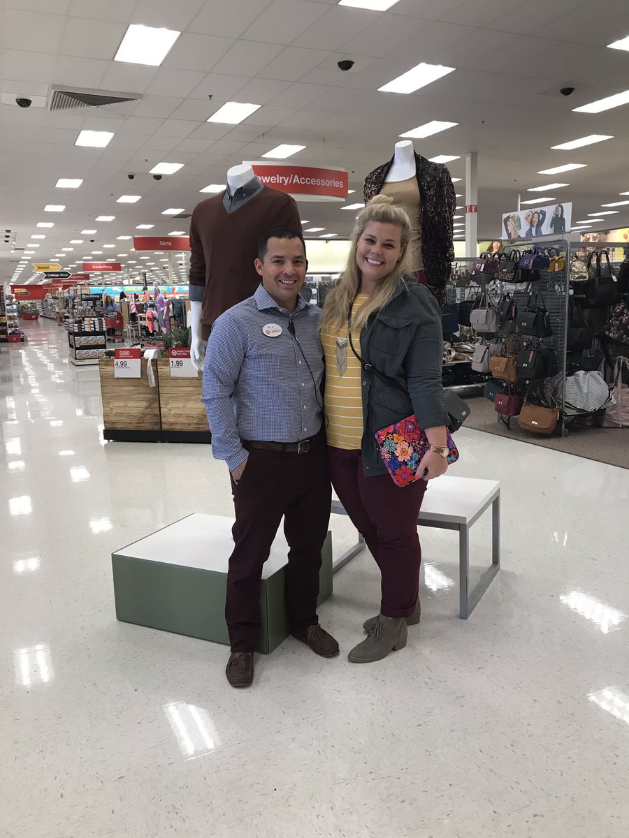 Maroon pants are kind of our thing...both your ensemble and store looked great <a href="/rjjasso/">RJ Jasso- F3 Bullseye</a> !!! <a href="/2RO4MU/">shelly Tuhro</a> #anewday #goodfellowco
