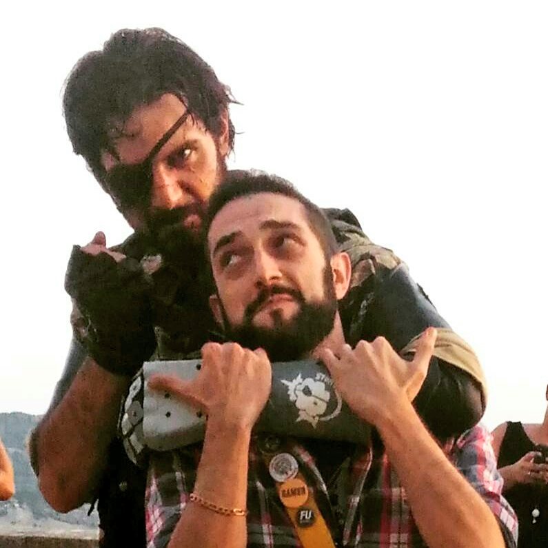 TSSplitScreen's tweet photo. Venom Snake non approva affatto il nostro ultimo video. Ma proprio no.
#TheSplitScreen @sanmarinocomics #BigBoss #MetalGearSolid https://t.co/UaA430gzoK