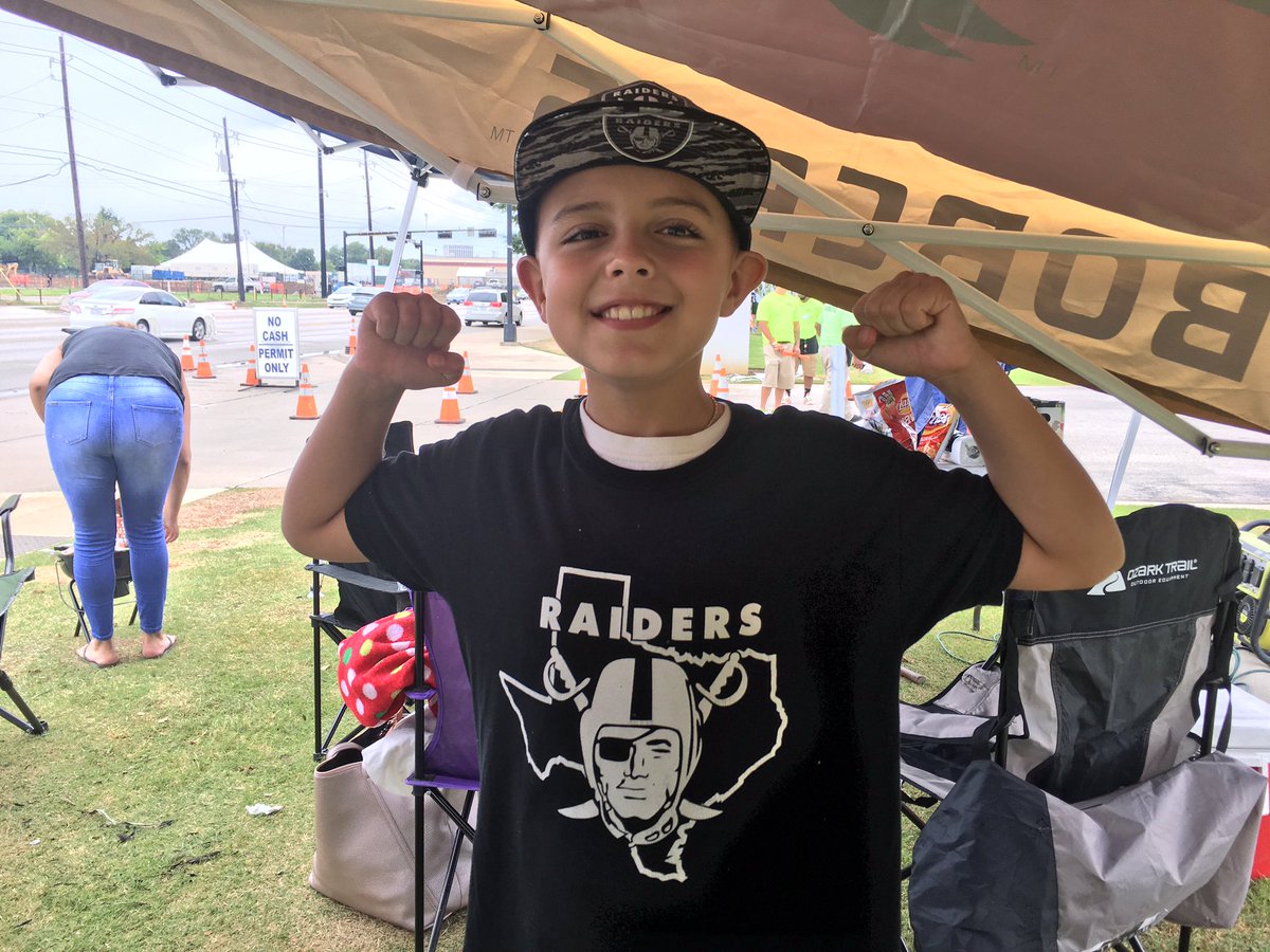 RaiderLifePOD's tweet photo. #RaiderNation's next generation is STRONG in #Texas want to see my broadcast w the kids!? Watch below! 🎉🤠🏴

Watch | https://t.co/RT8SwYzURZ https://t.co/hGytiy6b7K