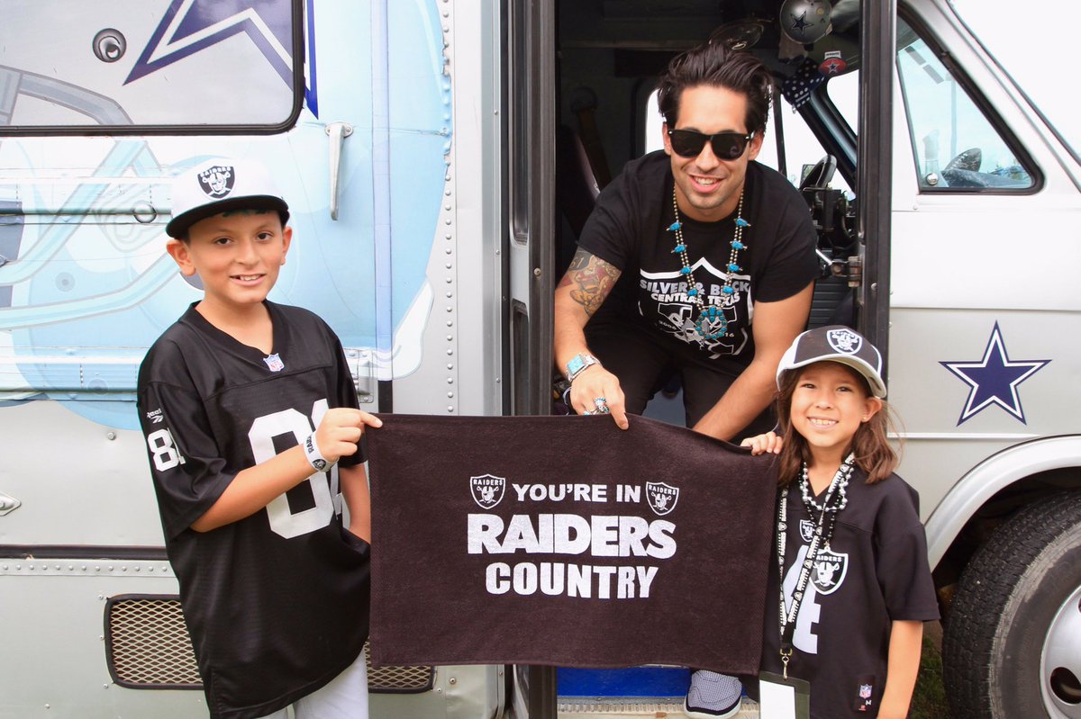 RaiderLifePOD's tweet photo. #RaiderNation's next generation is STRONG in #Texas want to see my broadcast w the kids!? Watch below! 🎉🤠🏴

Watch | https://t.co/RT8SwYzURZ https://t.co/hGytiy6b7K