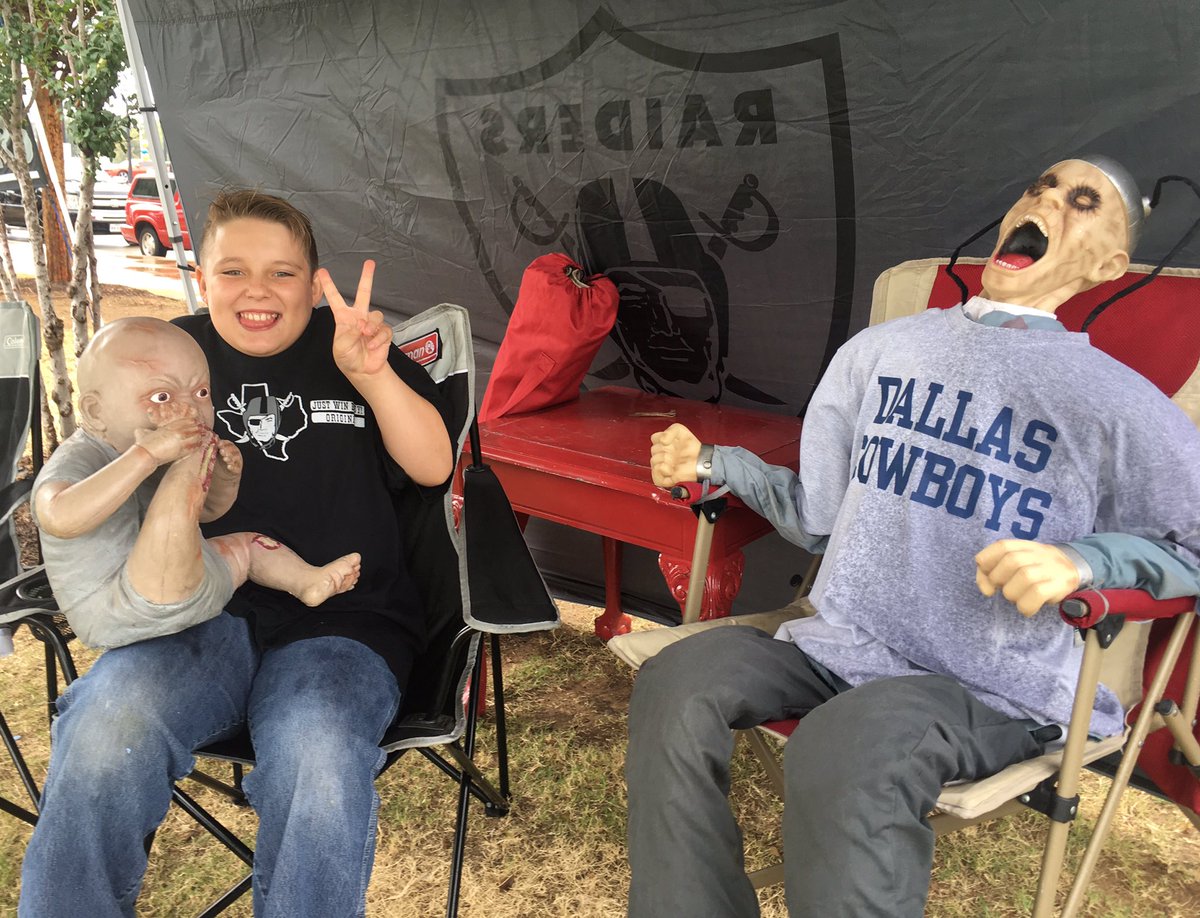 RaiderLifePOD's tweet photo. #RaiderNation's next generation is STRONG in #Texas want to see my broadcast w the kids!? Watch below! 🎉🤠🏴

Watch | https://t.co/RT8SwYzURZ https://t.co/hGytiy6b7K