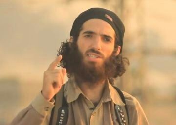 zombiiiesss's tweet photo. #elcordobes #latomasa " o te comes las verduras o te envio a ese desierto con los del isis de una patada en el culo!?"😂😂😂 https://t.co/kBZyVAphu1