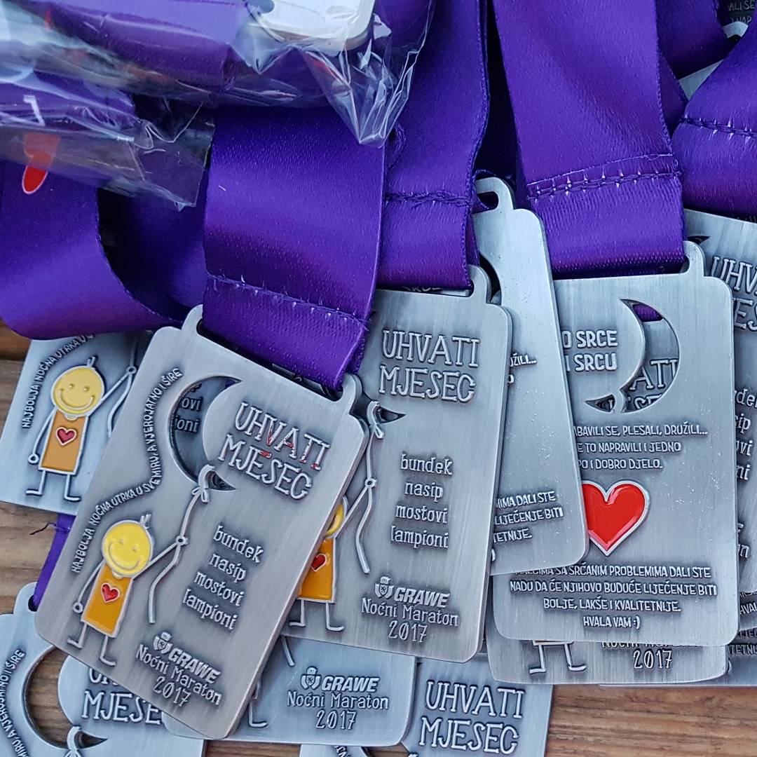 RunZagreb's tweet photo. Congrats #runners on running #grawe night #marathon in #zagreb! πππ #croatia #runzagreb @SightRunApp https://t.co/Jz5nNONKHL
