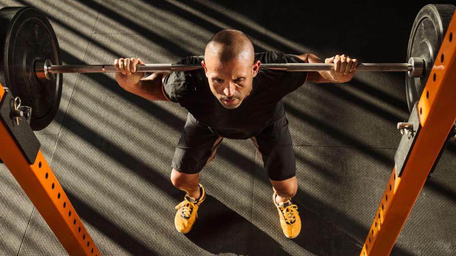 MensFitnessX's tweet photo. Build your numbers on the bench press, squat, and deadlift with the powerlifting training plan: https://t.co/0vPpY5a0NH https://t.co/kIM3aXCDHL