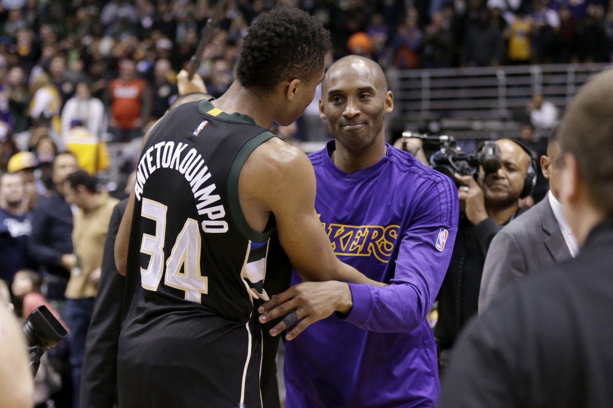 nbatrky's tweet photo. Giannis Antetokounmpo : Hala kendi meydan okumamı bekliyorum. 

Kobe : MVP https://t.co/nSbO8E5sBe