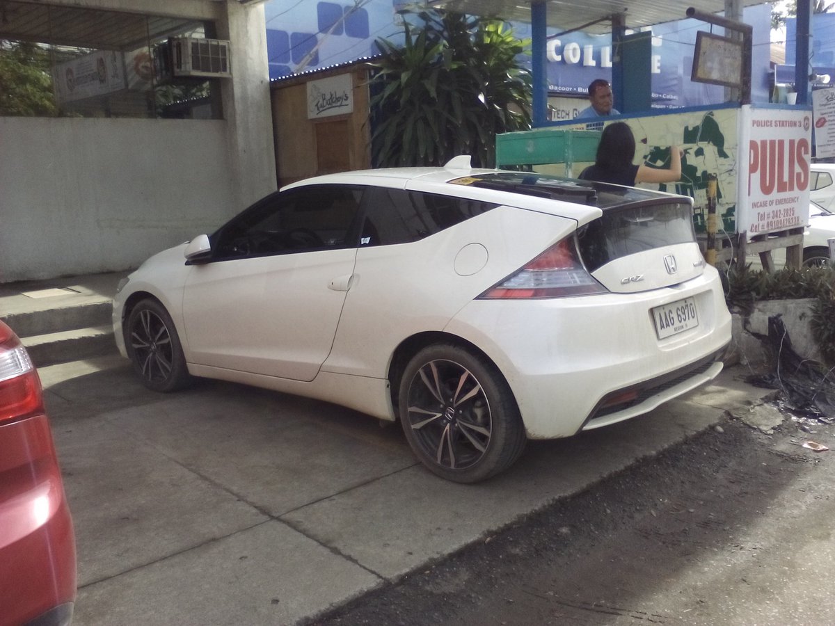 Owen_Barral's tweet photo. (July 28, 2016) Sports Hybrid #Honda #HondaCRZ https://t.co/XquAgbVVNr