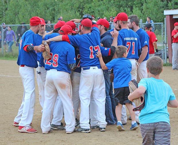 sharkeyd79's tweet photo. Pomquet Acadians 2017 AGR Fastpitch Champs 🤙⚾️#softball #fastpitch #starsontop #loveourgame #novascotia #boysofsummer @maritimefastbal https://t.co/2yliuahOpa